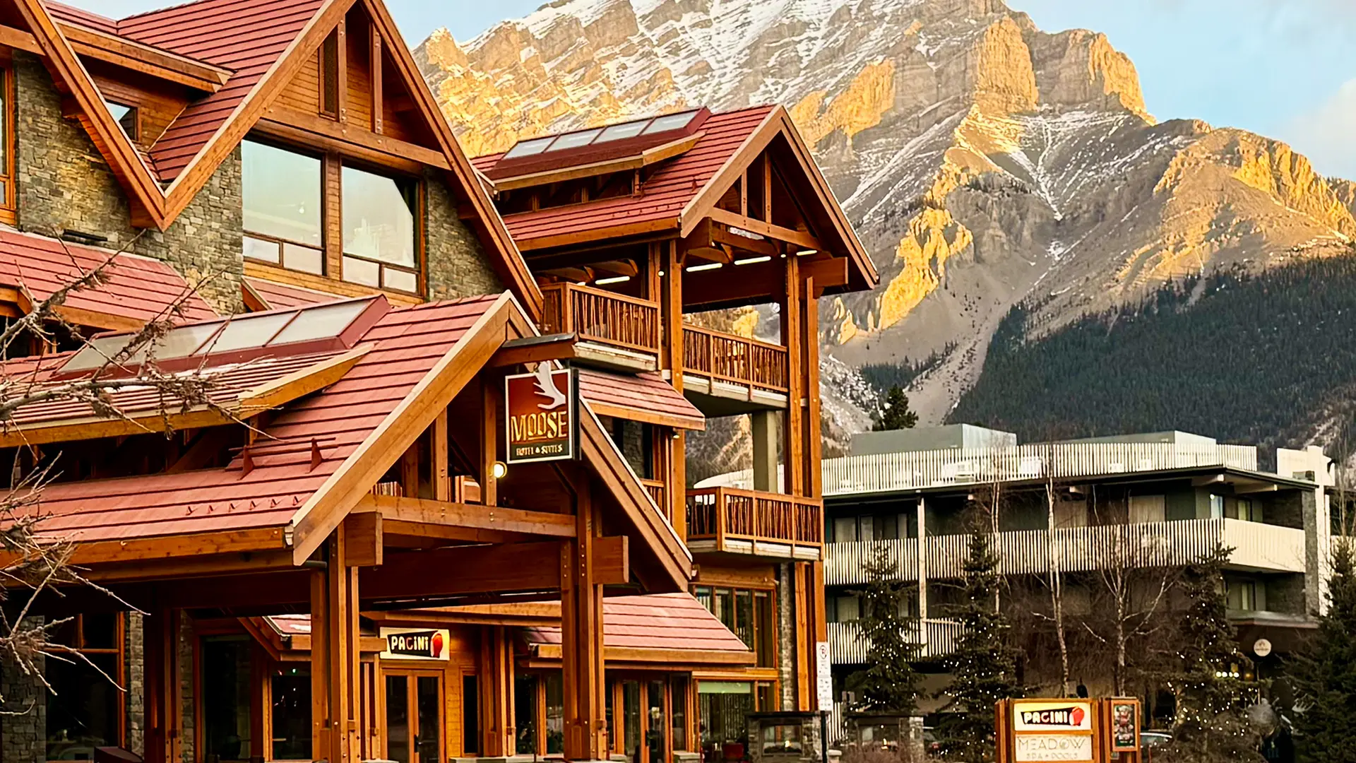 Italian Restaurant in Banff, PACINI Italian Restaurant | Banff