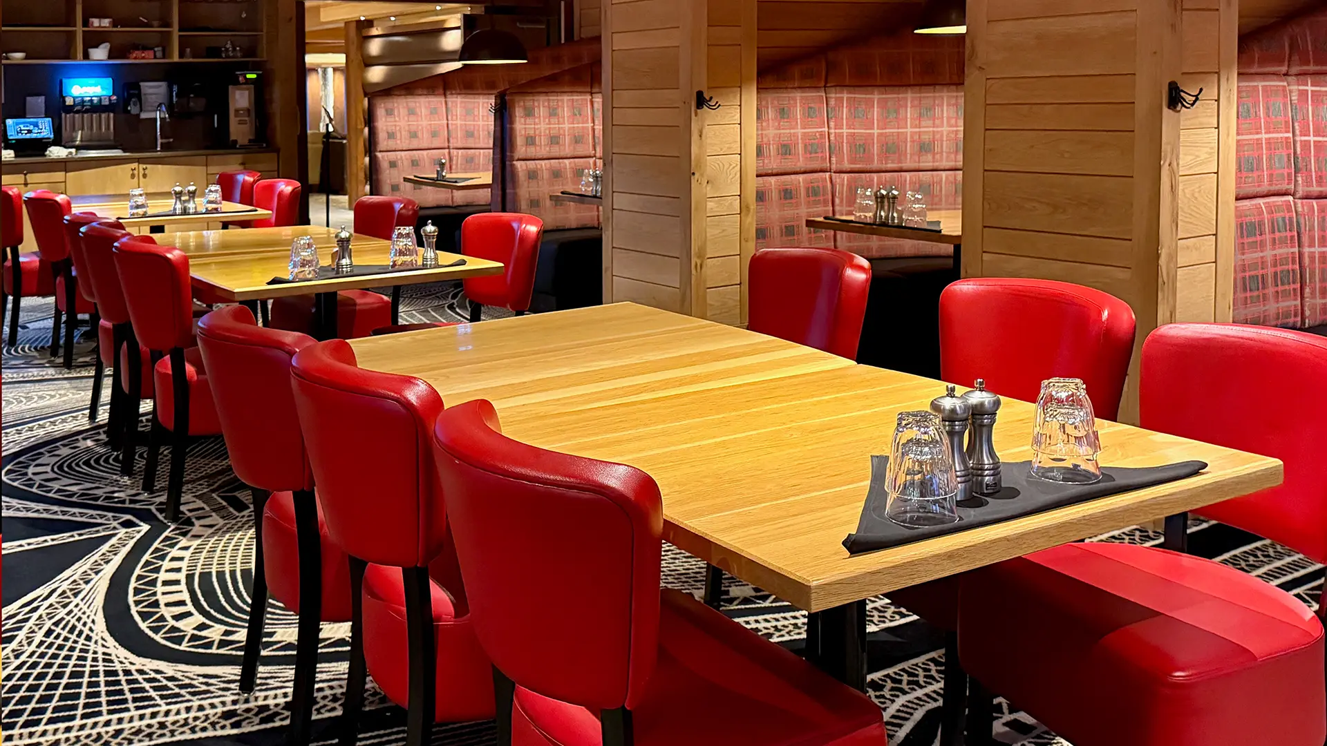 Italian Restaurant in Banff, PACINI Italian Restaurant | Banff